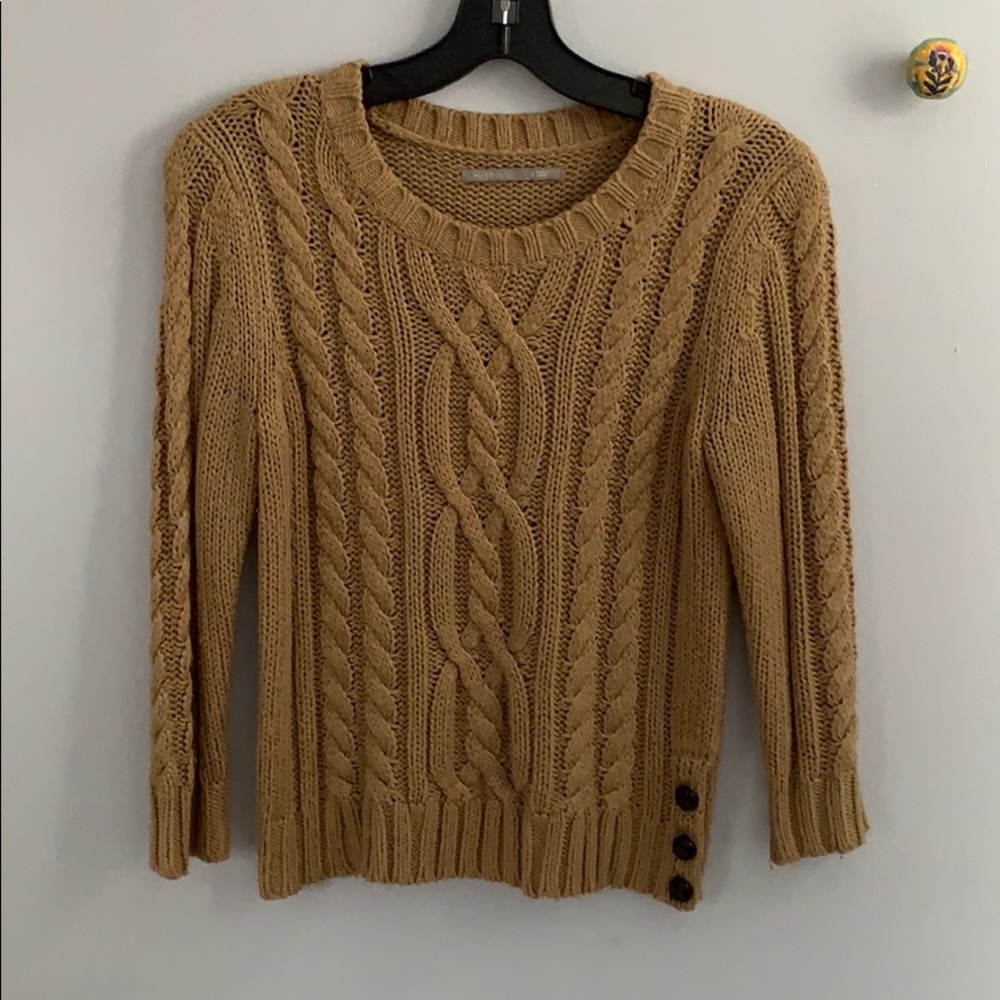 Tan sweater with 3/4 length sleeve